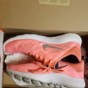 Pink nike